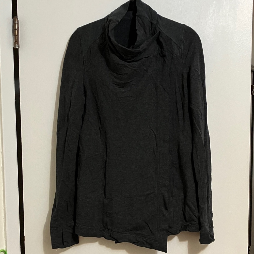 Lululemon Dark Charcoal Gray Wrap